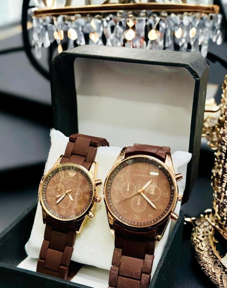 Couple's Analogue watch